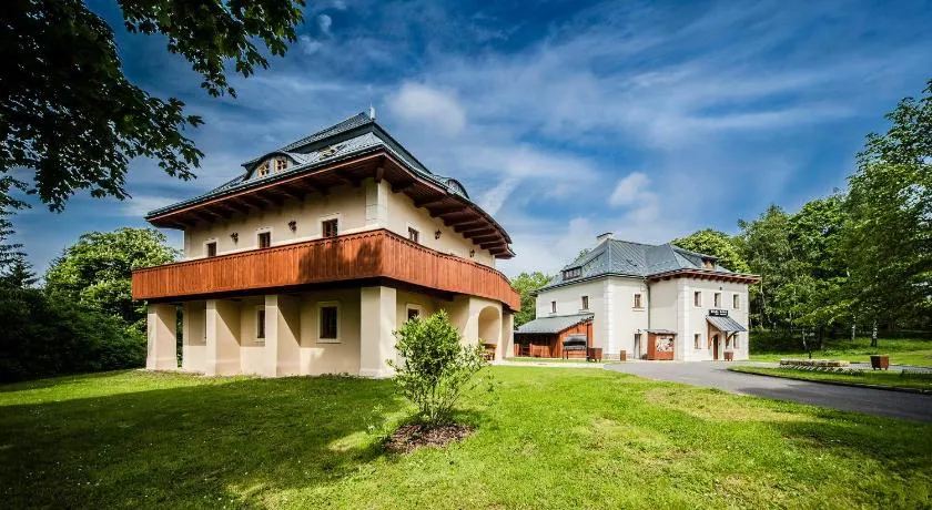 Hotel Kristin Hrádek - Image 1