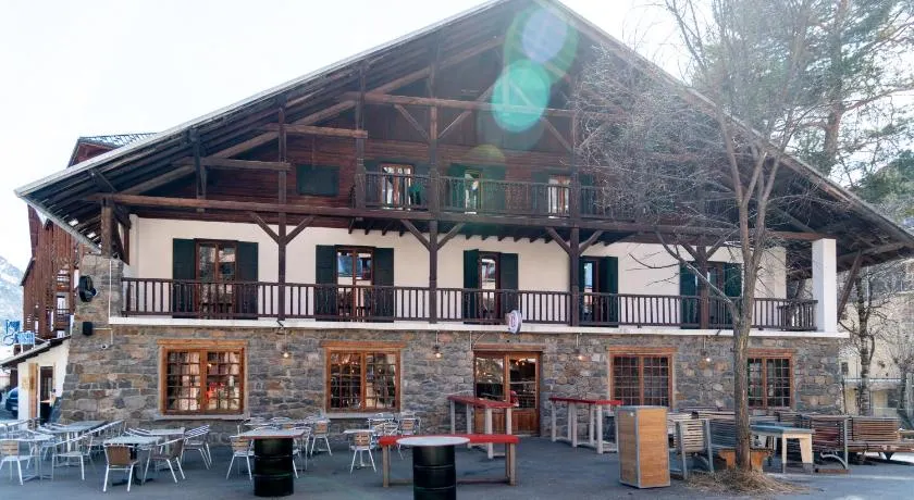 BodyGo Hostel Briançon - Image 1