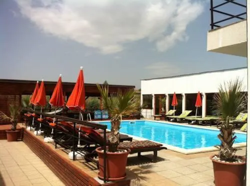 Omega Mamaia Nord - Image 1
