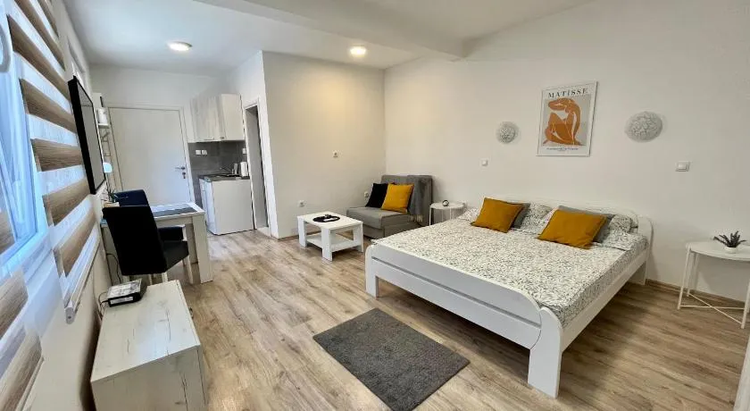 Apartmani Loric - Image 1