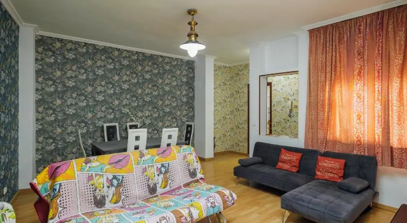 Juderia Center Premium Suites Free - Image 1