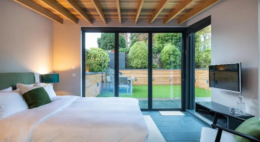 Garden Rooms Edinburgh - Image 1