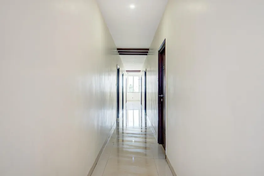 Hotel O M - Image 1