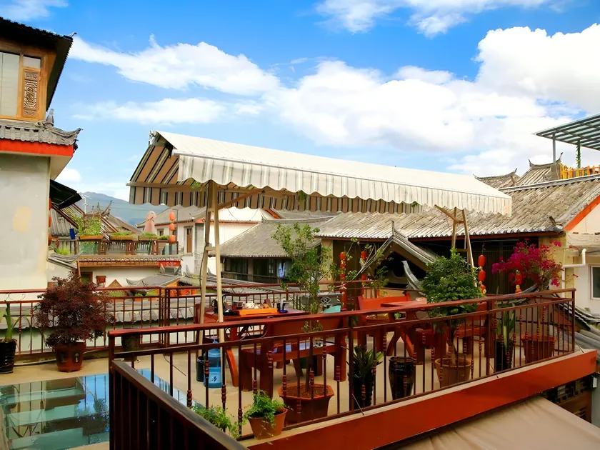Lijiang Sinkoo Hotel - Image 1