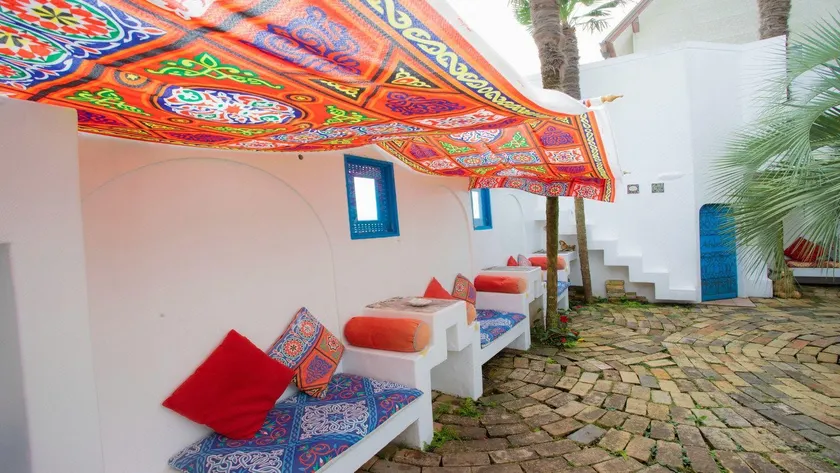 Arabian Art Hotel & Gallery - Image 1