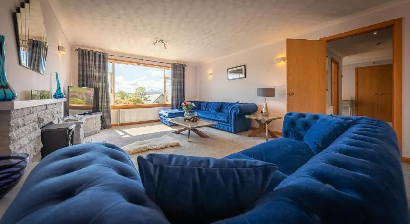 Cairnmhor - Image 1