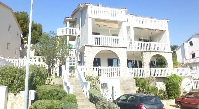 Apartments Vila Lavanda - Image 1