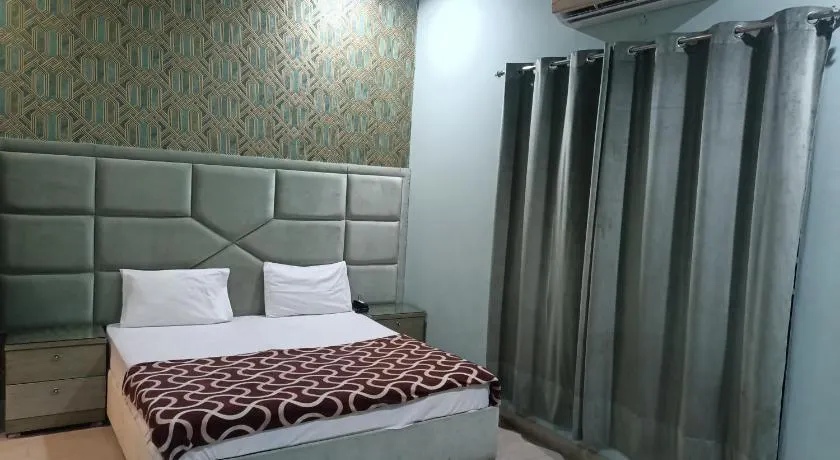 Hotel Taj Palace Multan - Image 1