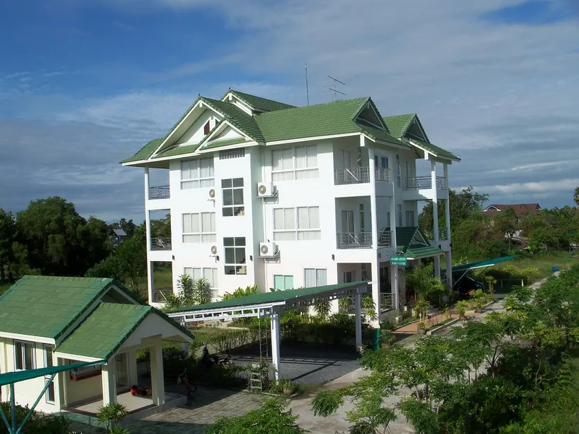 Kasem Garden Hotel Surin - Image 1