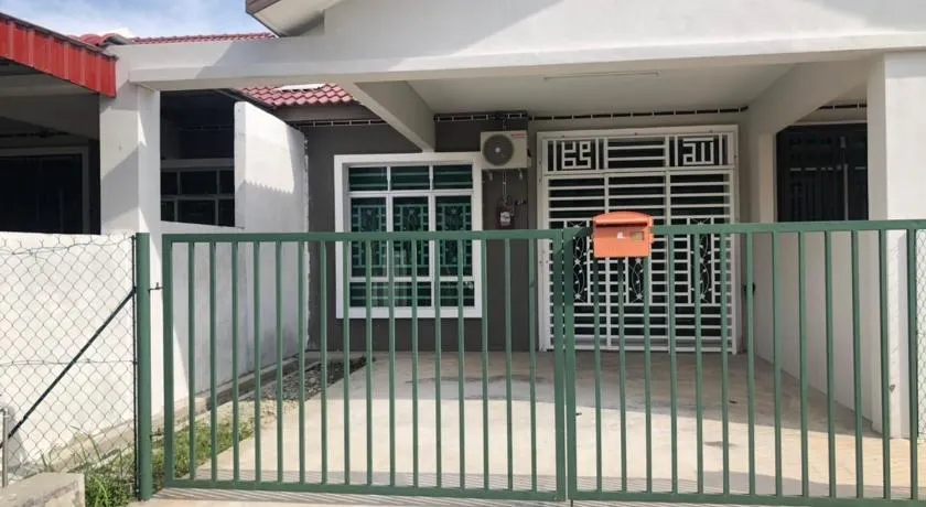 SEROJA HOMESTAY - Image 1