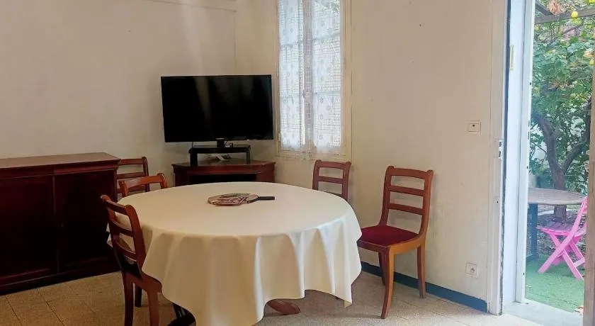 Spacious house in Perpignan quiet and friendly - Image 1