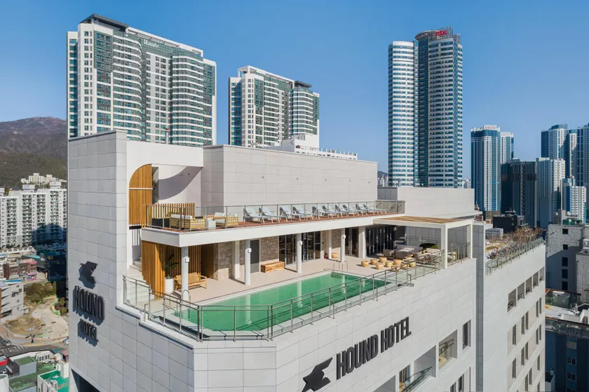 Hound Hotel Haeundae Signature - Image 1