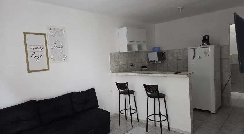 Casa com 2 Quartos e Garagem, Alto da Cruz, Camaçari - Image 1