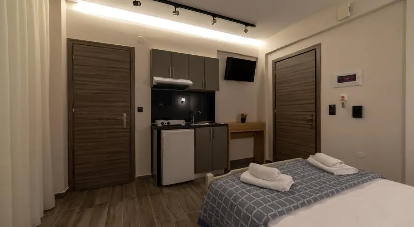 Fani Guesthouse - Image 1