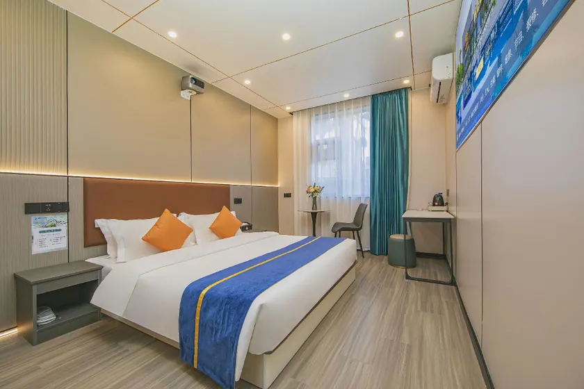 Dehongxing Ocean Hotel (Longyan Railway Station) - Image 1