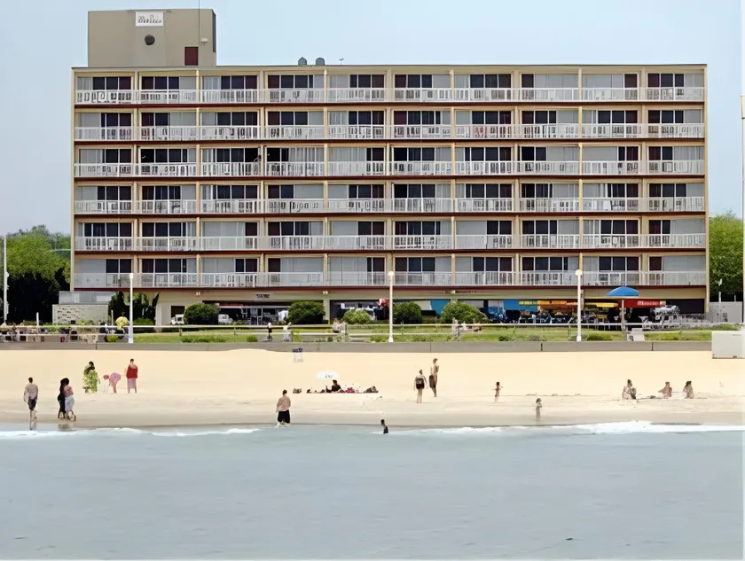The Schooner Inn - Image 1