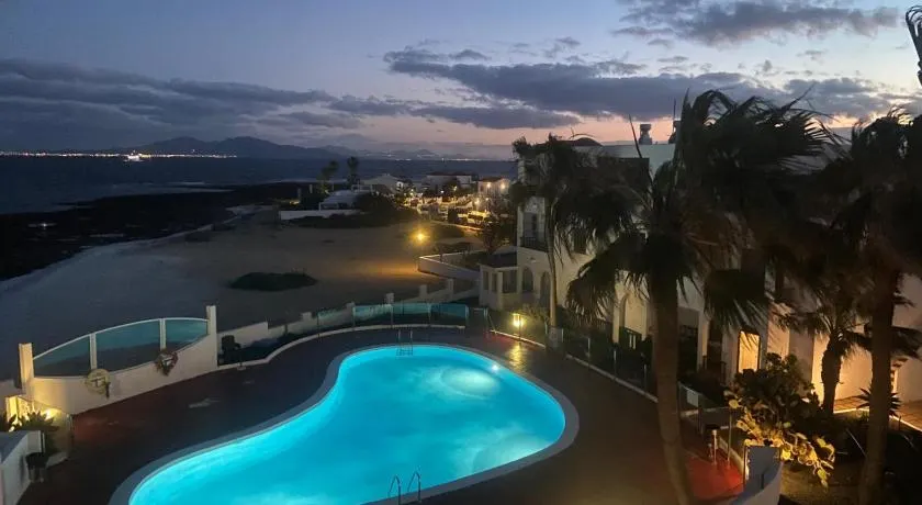 Exclusive Beach Front Corralejo Fuerteventura - Image 1