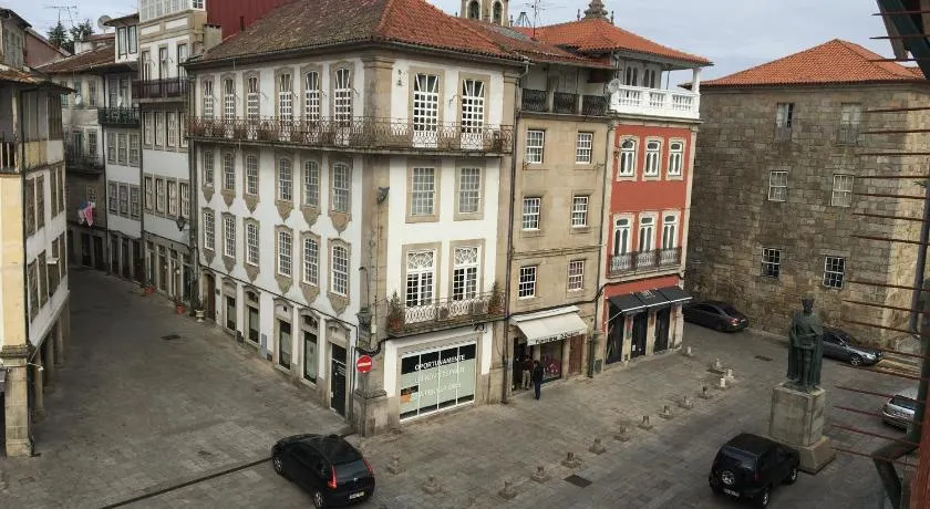 Apartamento, Praça Dom Duarte 8, Viseu, Portugal - Image 1