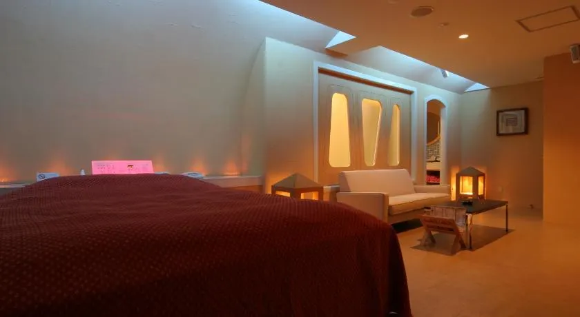 Hotel Chateau Briant - Image 1