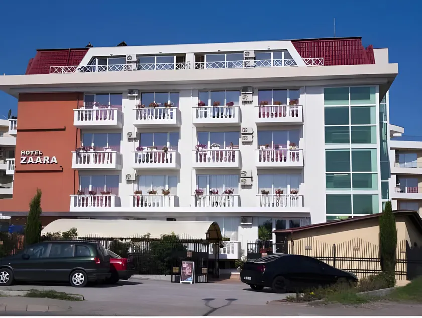 Hotel Zaara - Image 1
