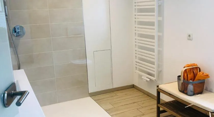 Appartement avec cheminée sur le Rennsteig dans la forêt de Thuringe - Image 1