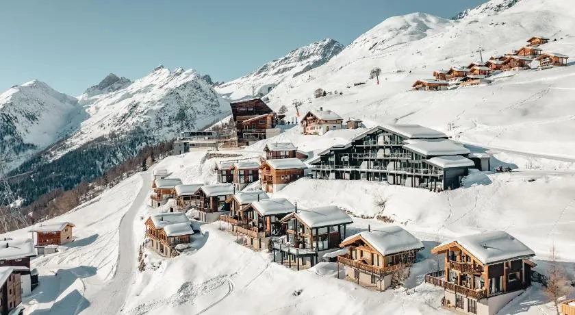 Lauchernalp Resort Residences - Image 1