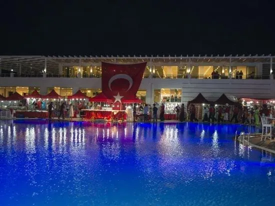 River Garden Holiday Village - Image 1