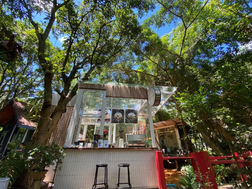 Secret Art Garden - Image 1