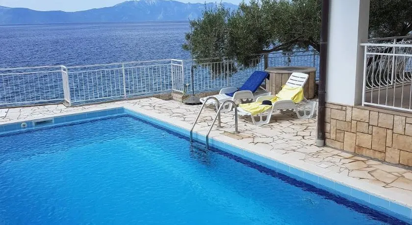 Villa Falcon - Image 1