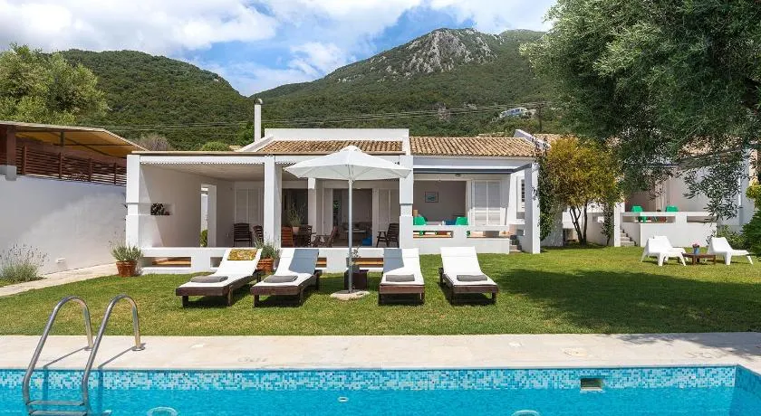 Villa Piedra Barbati - Seafront Villa - Image 1