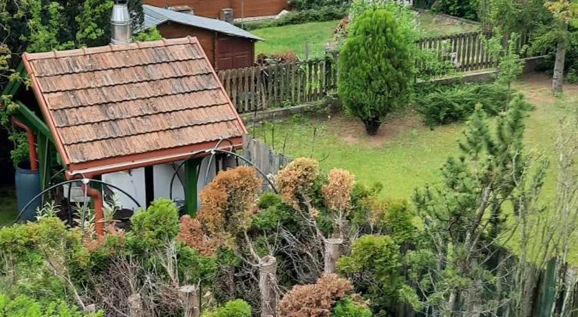 Kemencés Kert Apartment - Image 1
