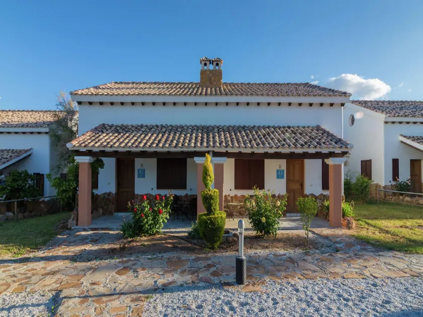 Ibipozo Bungalow Retreat in Pozo Alcon - Image 1
