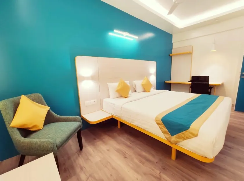 Dbrooks Elite A Business Hotel - Image 1