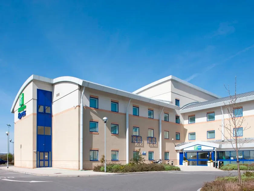 Holiday Inn Express Cardiff Airport By IHG - Image 1