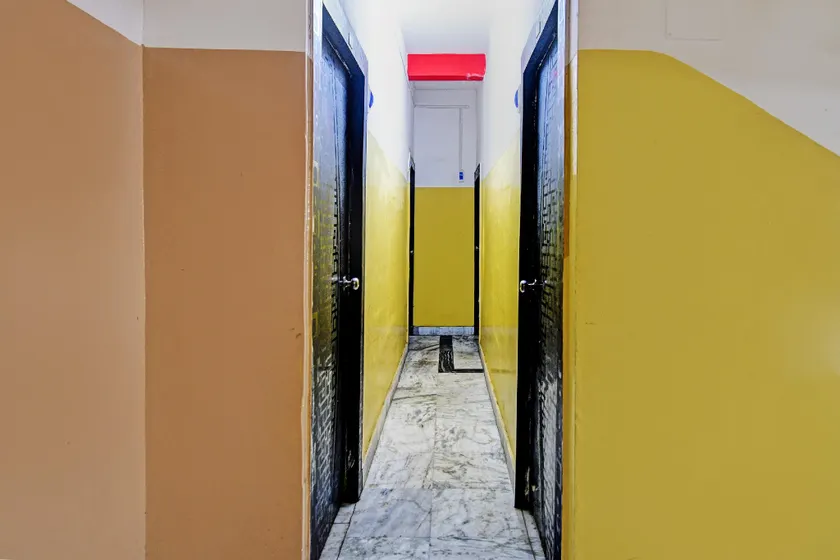 Hotel O New Maya Palace Inn - Image 1