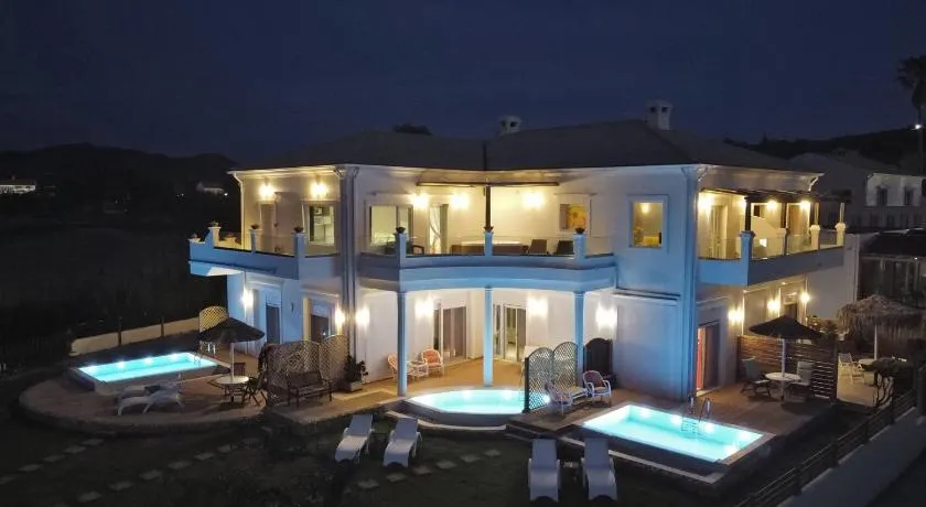 Margarita's Luxury Suites - Image 1