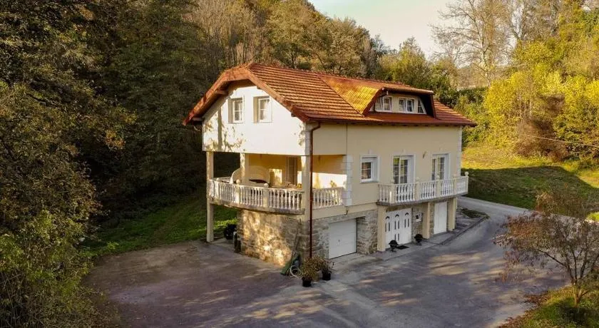 Kuća za odmor „VILLA MARIJA” - Image 1
