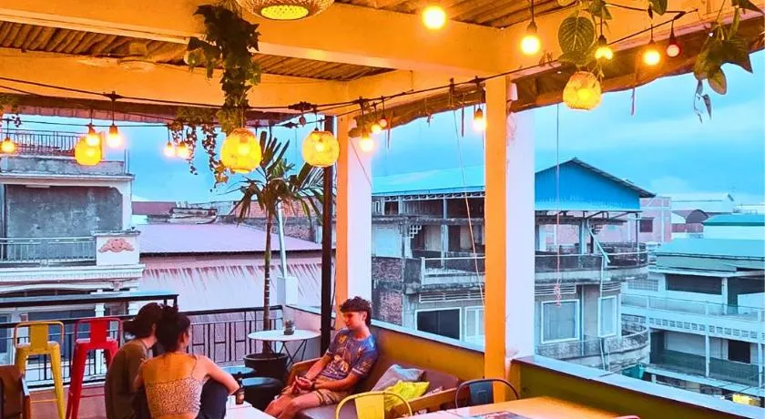 THE PLACE Hostel Battambang - Image 1