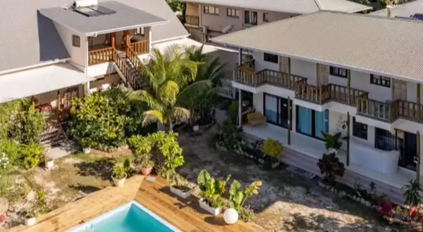 Le lagon bleu guest house by Hyde tide - Image 1