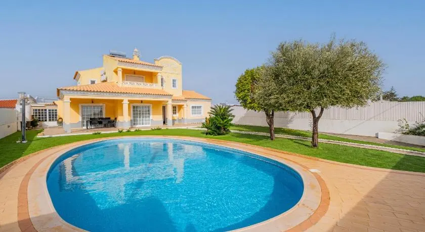 VILLA LINDA Palace - Image 1
