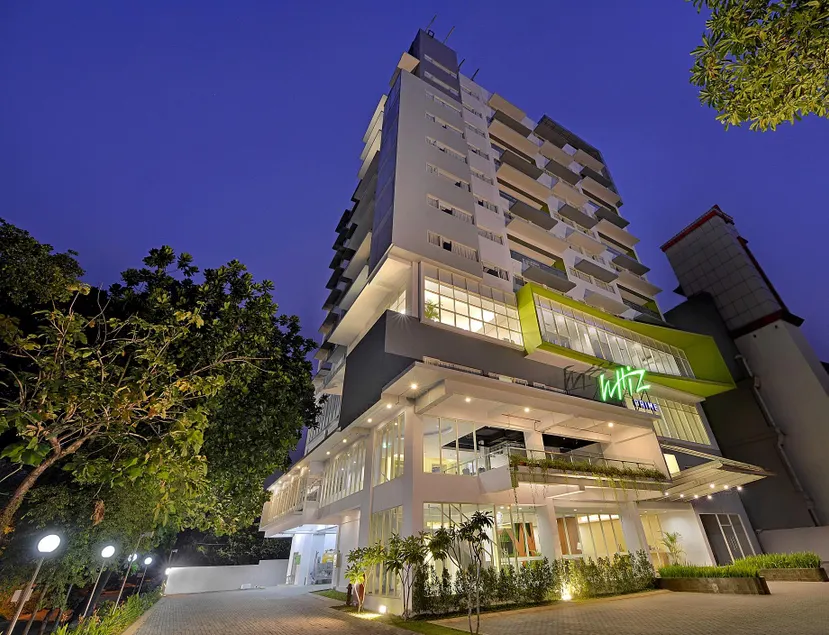 Whiz Prime Hotel Pajajaran Bogor - Image 1