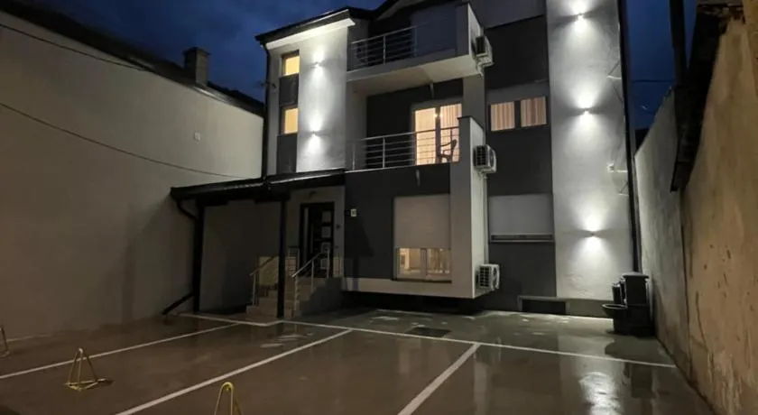 S&M apartman FREE PARKING - Image 1