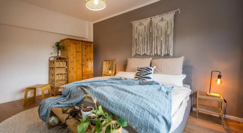 120qm, cozy Apartment, sehr zentral am HBF, 3SZ - Image 1