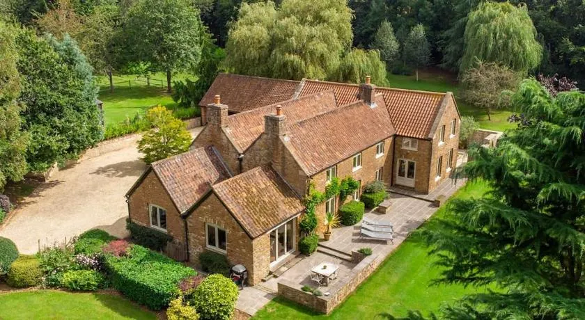 Stunning Country Farm House between Bristol & Bath - Image 1
