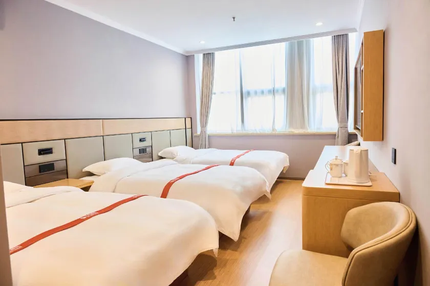 Shell Hotel (Langfang Dachang Film and Television City Branch) - Image 1