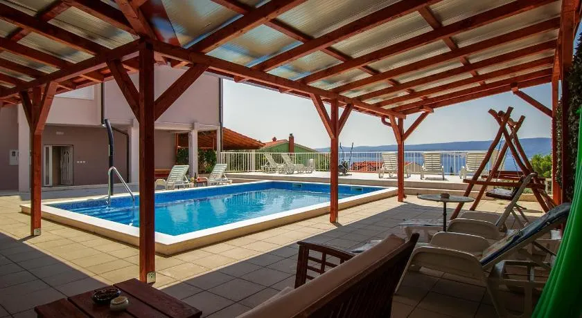 ZINA Apartmants - Image 1