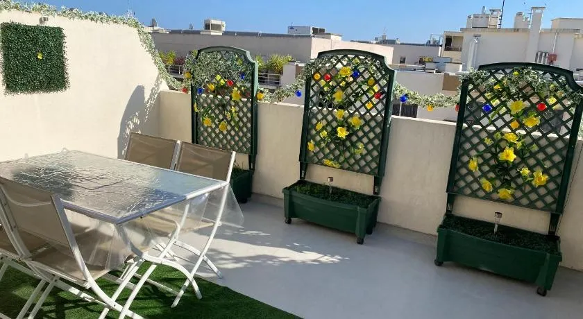 Nid douillet sur la Côte d'Azur - Image 1