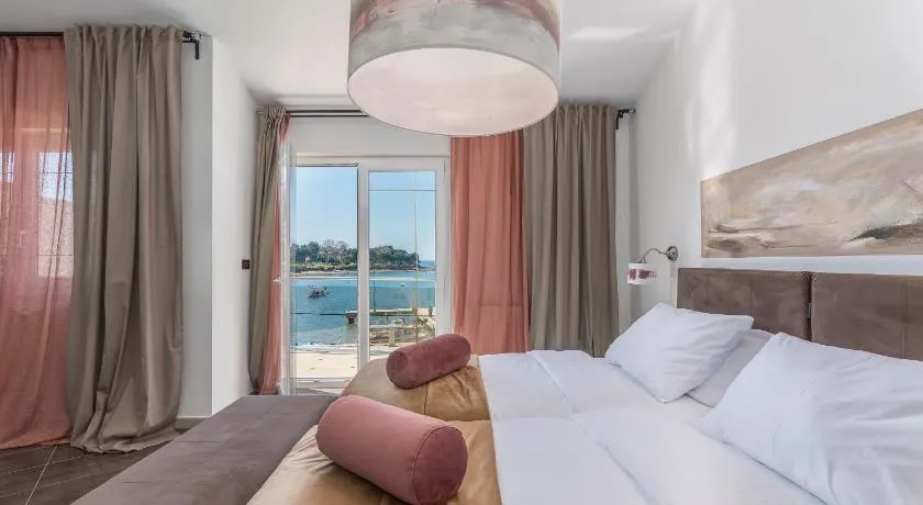 Rooms Porto - Image 1