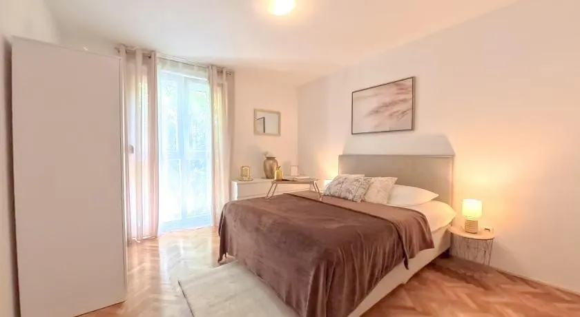 Apartman Golden Star - Image 1