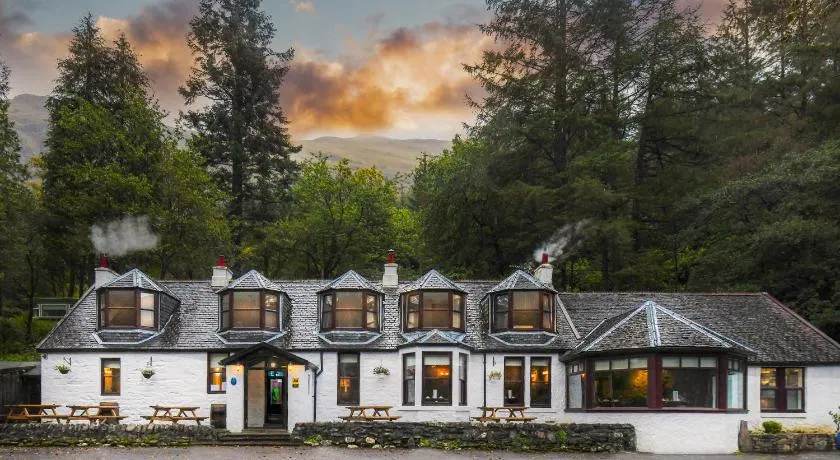 The Coylet Inn by Loch Eck - Image 1